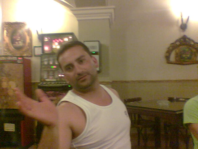 20070702234818-laritaaa.jpg